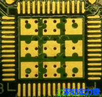 這也是不好的通孔設(shè)計，但部份通孔已經(jīng)用綠漆(mask)蓋上，但仍有部份通孔未塞孔。 