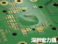 散熱差可能導(dǎo)致PCB阻焊層的剝離。