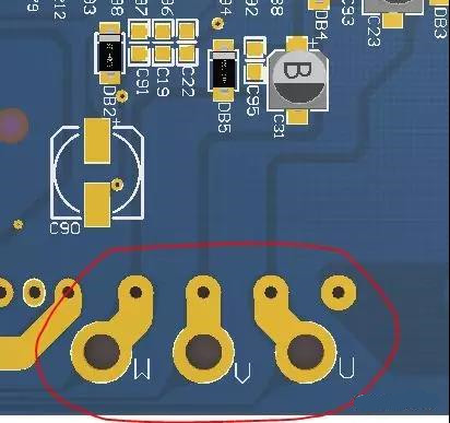 PCB設(shè)計(jì)不僅可以將PCB實(shí)現(xiàn)為即插即用的插件，而且可以增加焊料的厚度以達(dá)到過(guò)大電流的目的。